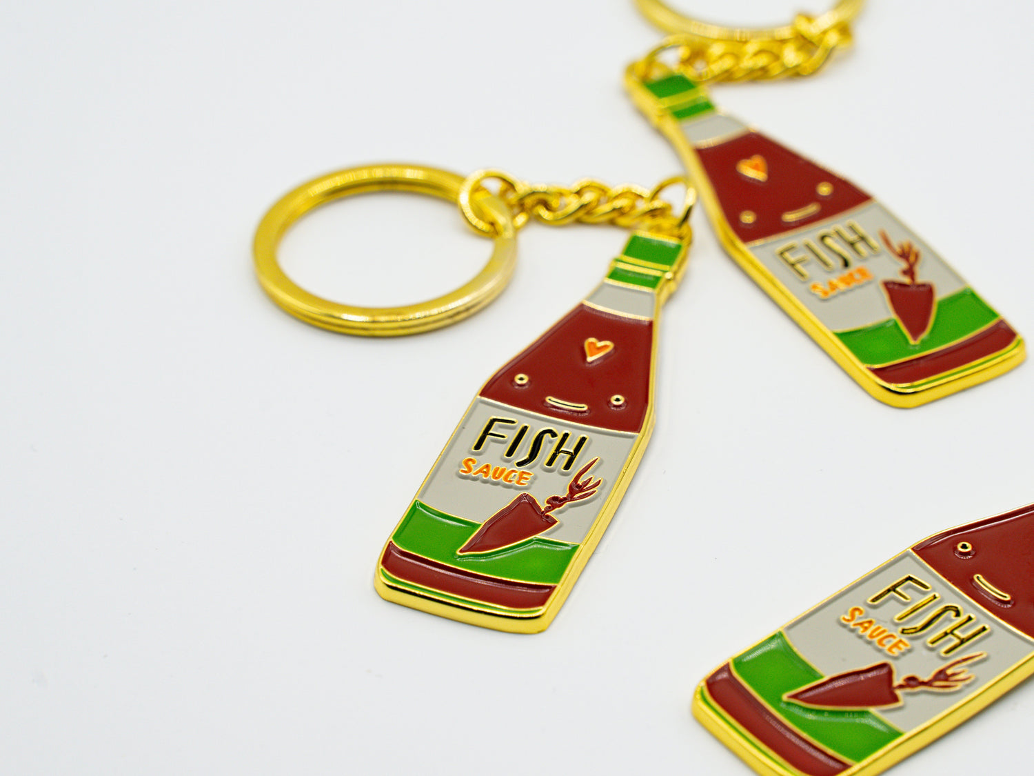 Pins & Anhänger