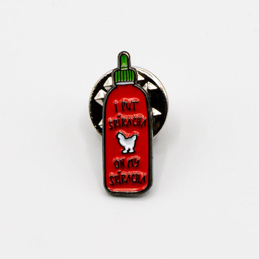 Enamel pin "Sriracha"